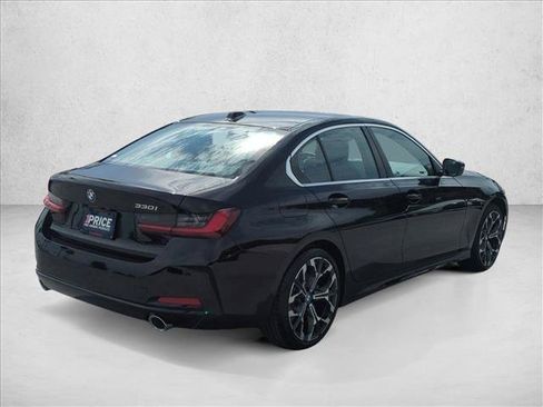 Used 2026 BMW 330i Sedan w/ Convenience Package RWD image 5