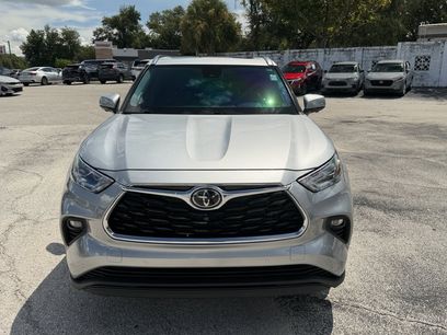 Used 2023 Toyota Highlander Limited