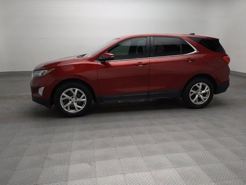 Used 2018 Chevrolet Equinox LT FWD image 2