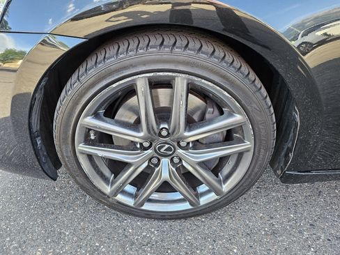Used 2017 Lexus IS 300 AWD w/ Premium Package image 17