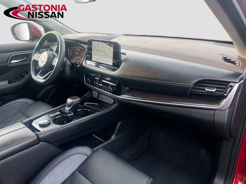 Used 2023 Nissan Rogue Platinum w/ Platinum Premium Package image 39