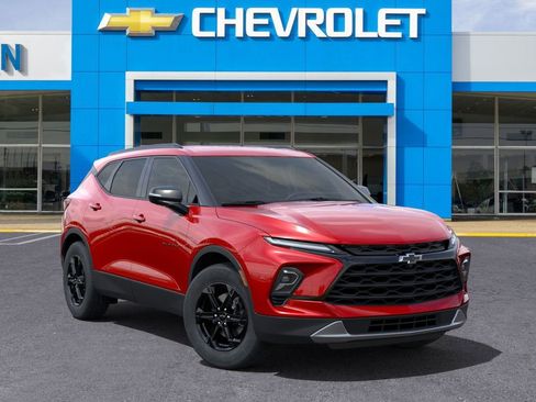 New 2025 Chevrolet Blazer LT w/ Sound & Technology Package image 7