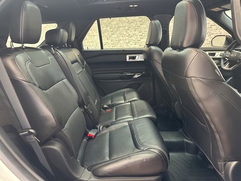 Used 2022 Ford Explorer ST w/ Equipment Group 401A image 12