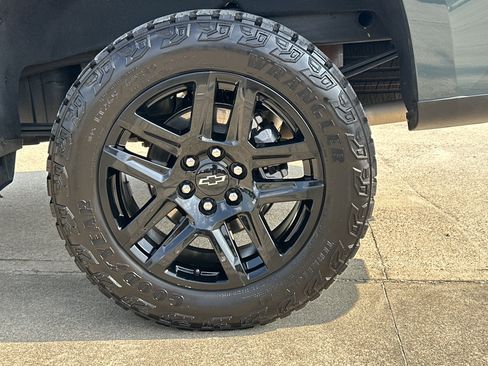 Certified 2023 Chevrolet Colorado Trail Boss w/ Advanced Trailering Package AWD/4WD image 22