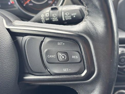 Used 2019 Jeep Wrangler Unlimited Sport S AWD/4WD image 18
