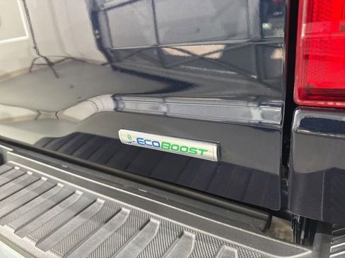 Used 2022 Ford F150 Lariat image 10