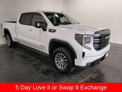 Used 2022 GMC Sierra 1500 AT4 image 3