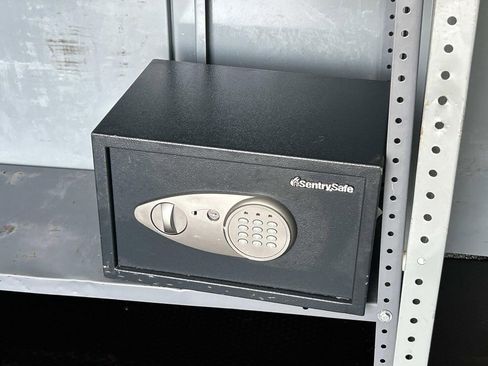 Used 2020 RAM ProMaster 1500 image 17