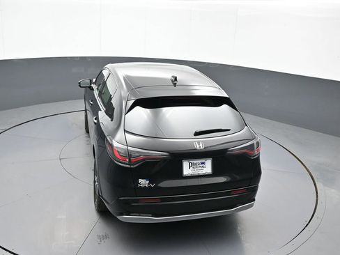 Certified 2023 Honda HR-V EX-L image 38