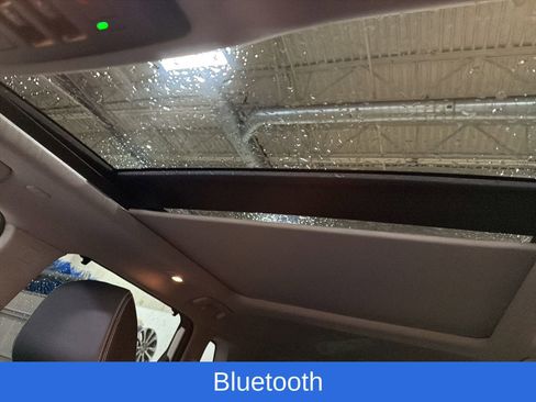 Used 2022 Nissan Rogue SL w/ SL Premium Package image 14