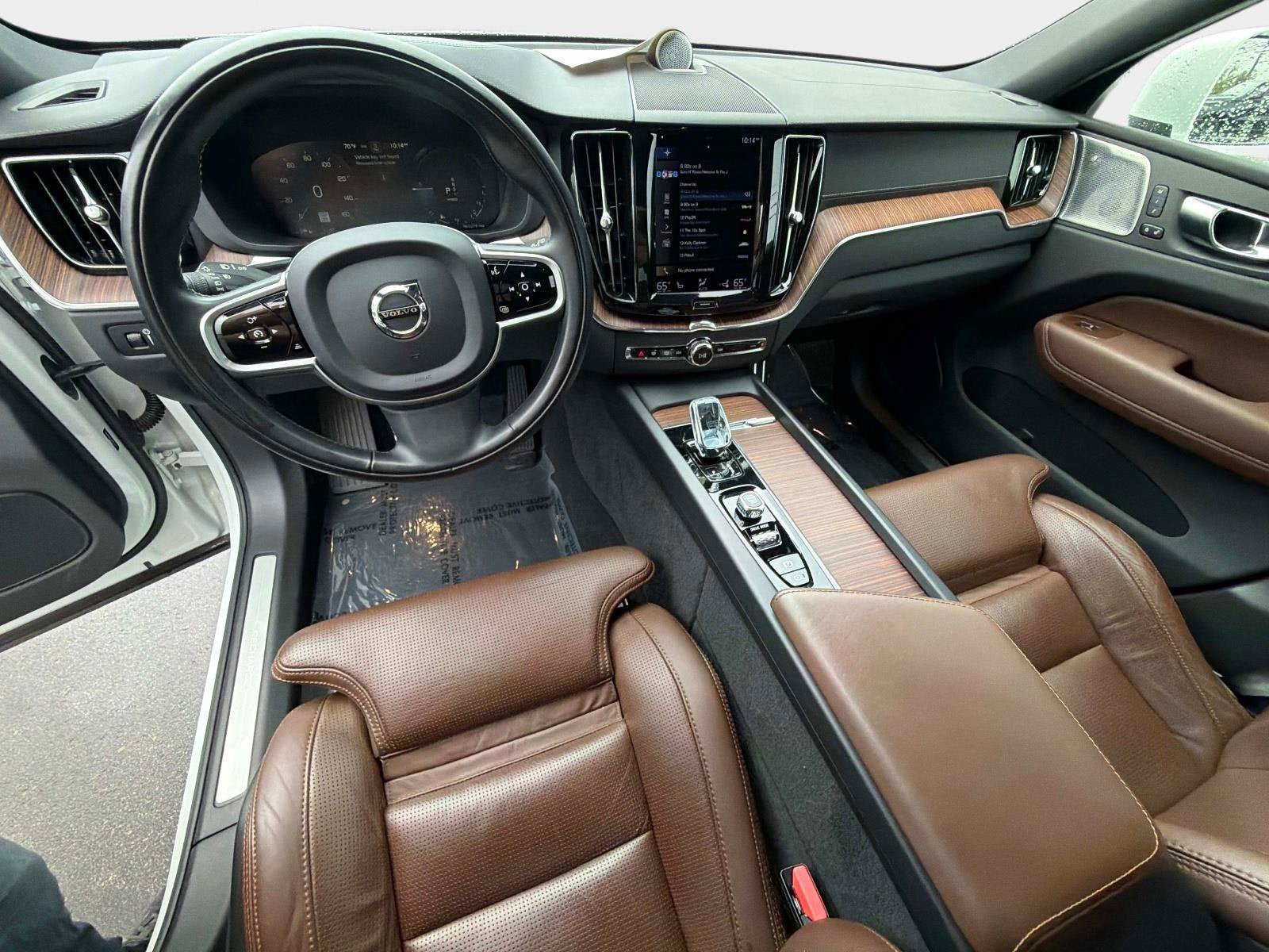 Used 2021 Volvo XC60 T8 Inscription Expression AWD/4WD image 23