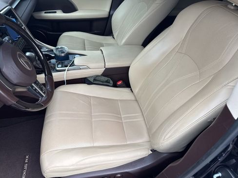 Used 2018 Lexus RX 350L Luxury w/ Accessory Package FWD image 18
