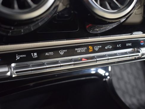 Used 2023 Mercedes-Benz CLA 250 4MATIC image 34