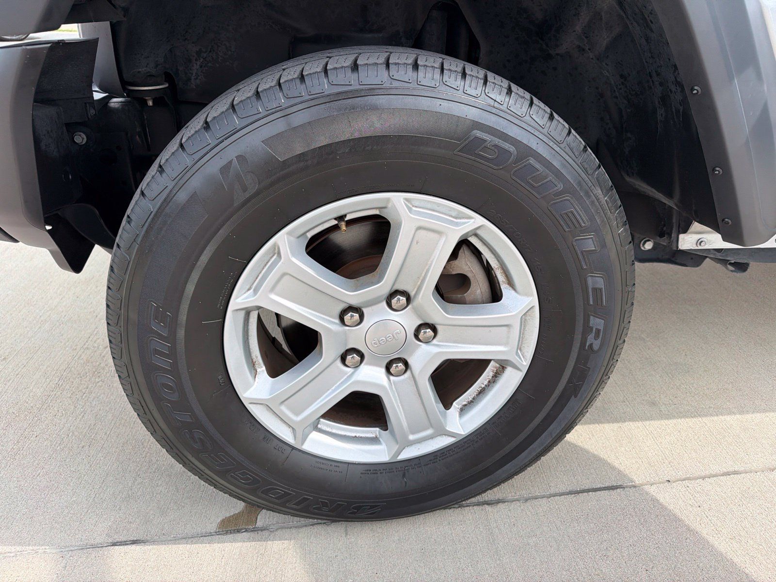 Used 2020 Jeep Wrangler Sport AWD/4WD image 12