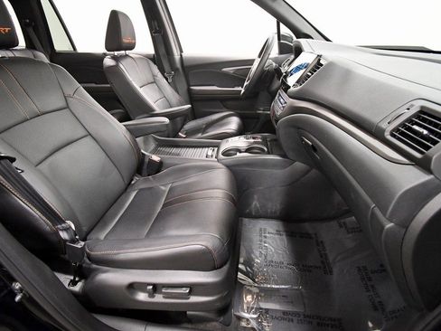 Certified 2023 Honda Passport TrailSport image 19