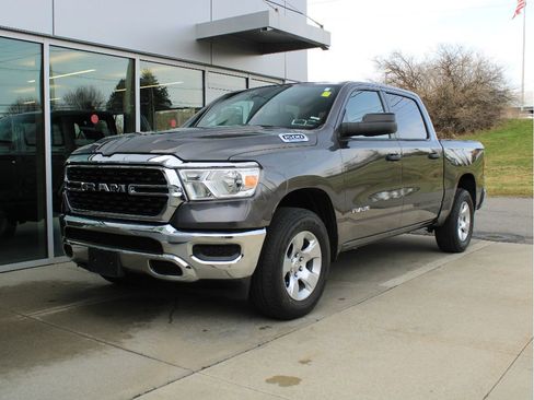 Used 2023 RAM 1500 Big Horn image 3