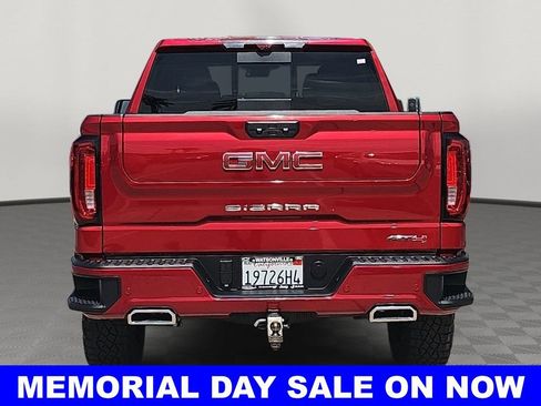 Used 2025 GMC Sierra 1500 AT4 w/ AT4 Premium Package AWD/4WD image 4