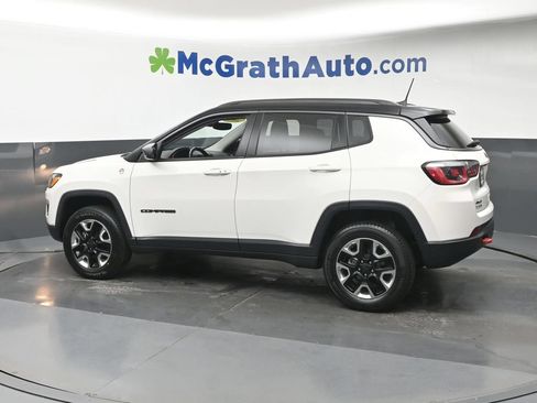 Used 2018 Jeep Compass Trailhawk w/ Leather Interior Group AWD/4WD image 22