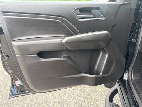 Used 2025 Chevrolet Colorado Trail Boss AWD/4WD image 10
