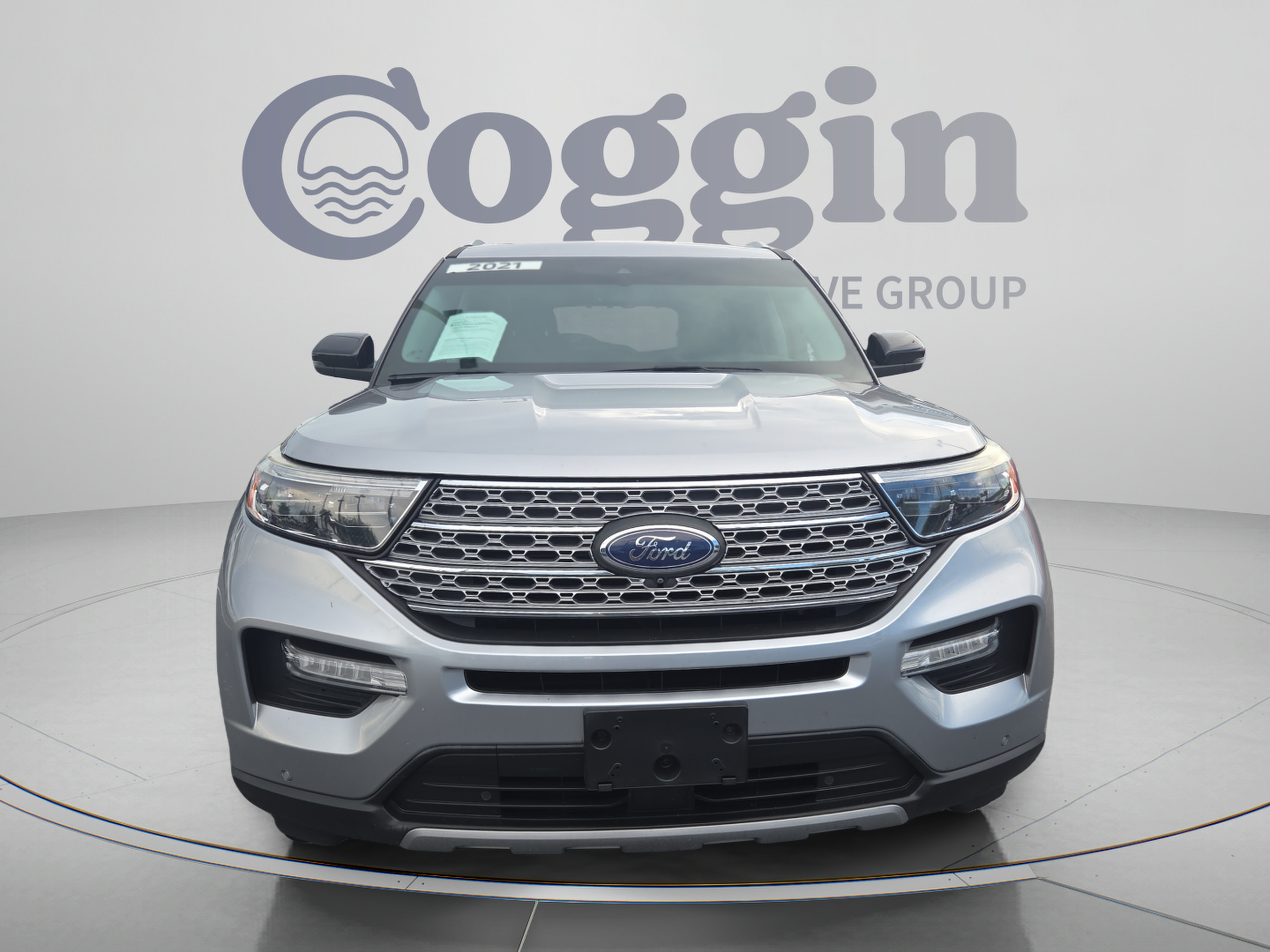Used 2021 Ford Explorer Limited w/ Equipment Group 301A RWD image 8