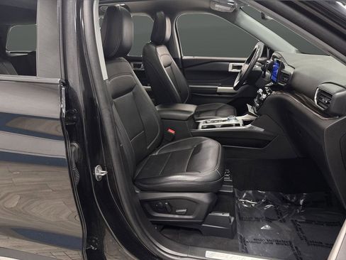 Used 2023 Ford Explorer Limited image 33