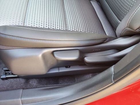 New 2026 Chevrolet Trax LT image 6