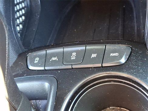 Certified 2022 Chevrolet TrailBlazer LT w/ Driver Confidence Package image 28