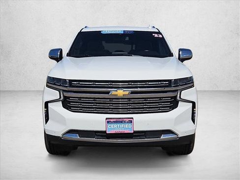 Used 2023 Chevrolet Suburban Premier image 2