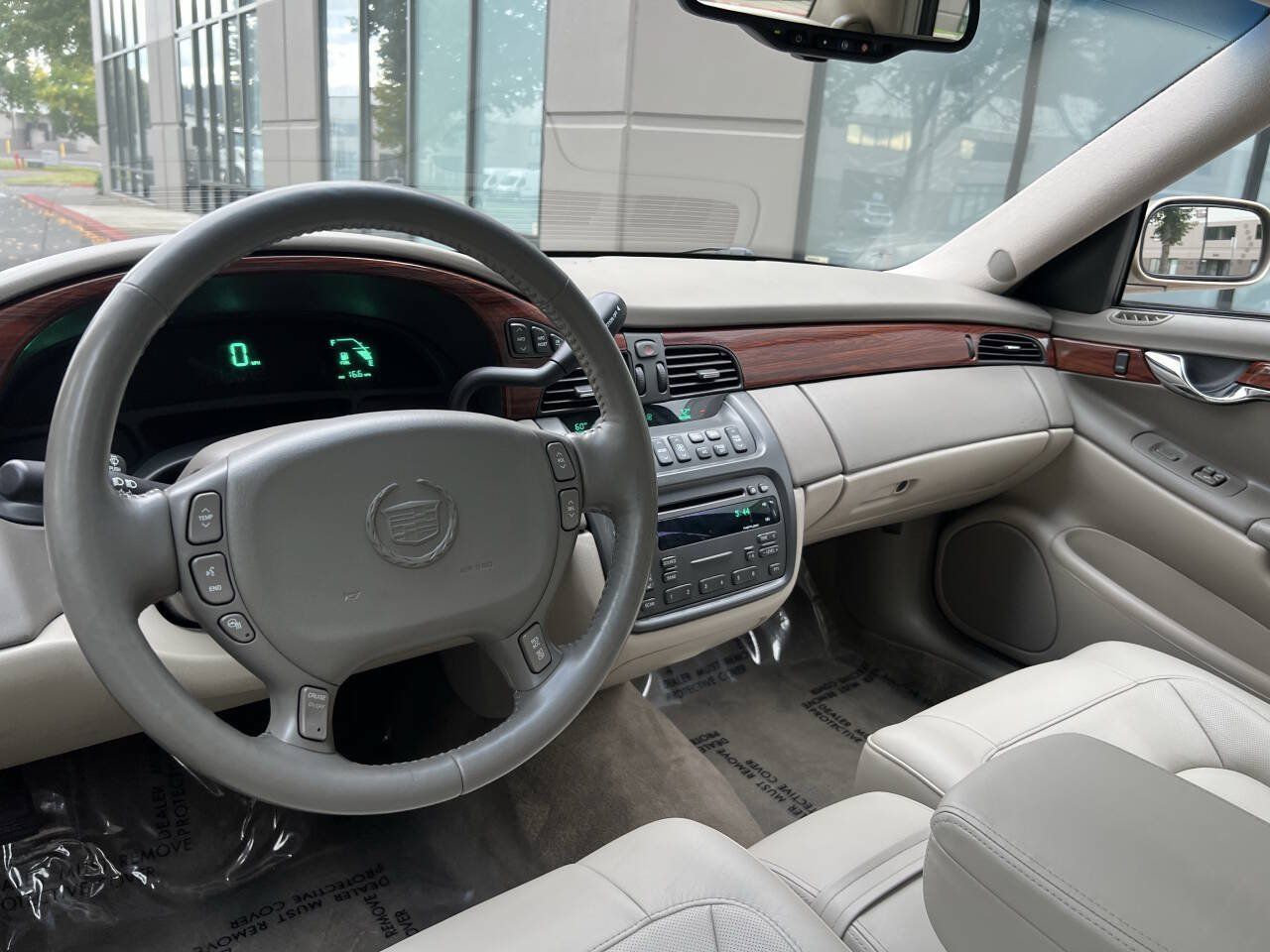 Used 2005 Cadillac De Ville FWD image 18