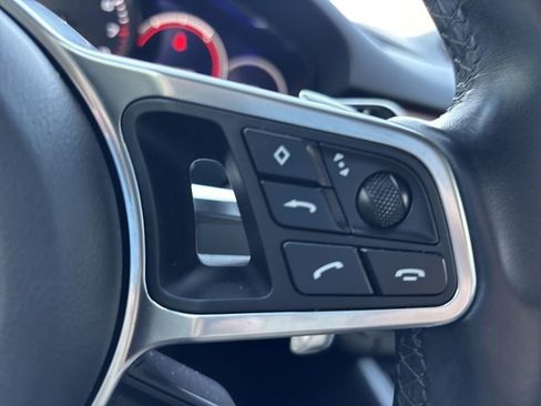 Used 2021 Porsche Cayenne Base image 29