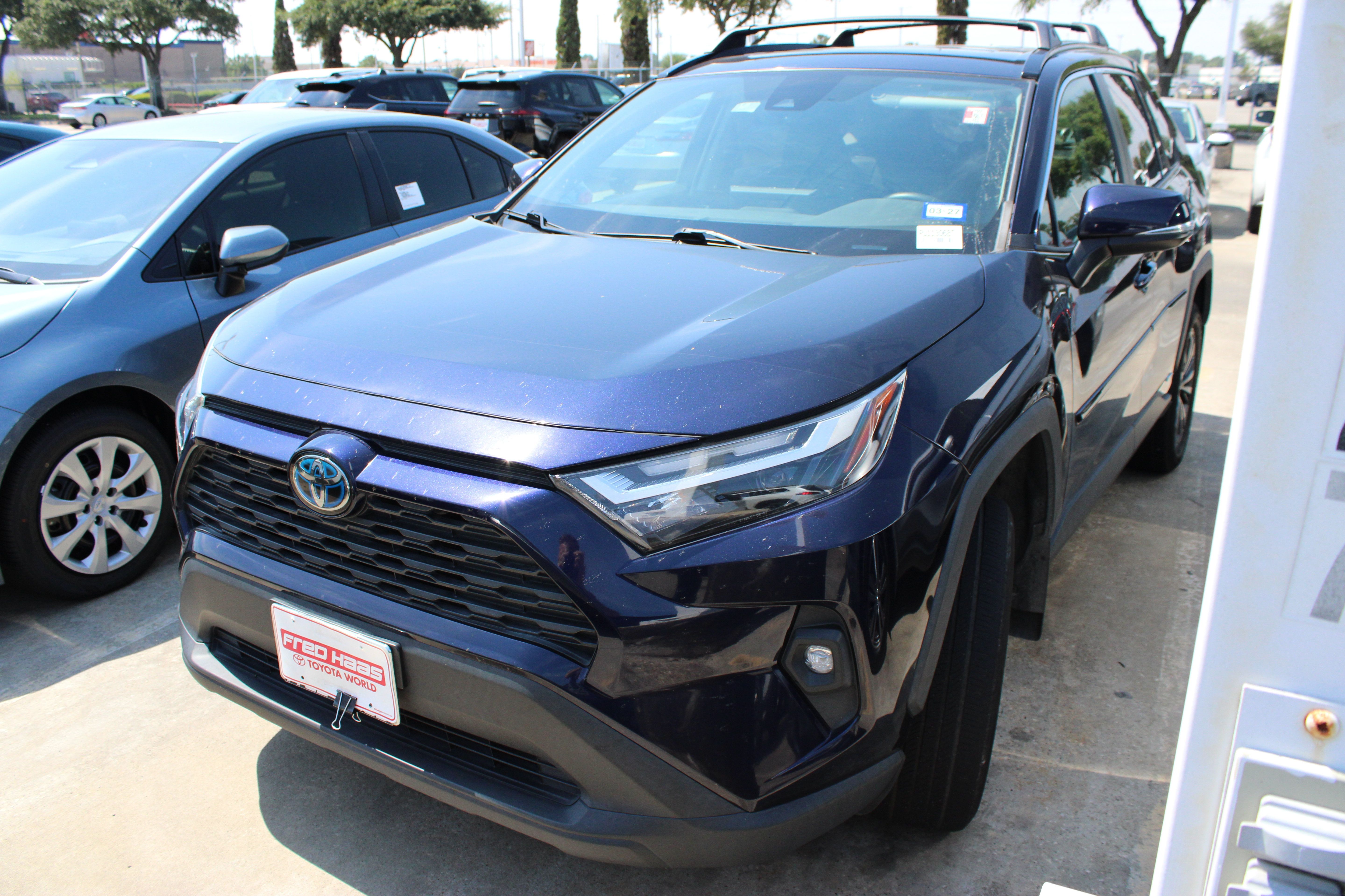 Used 2023 Toyota RAV4 XLE Premium AWD/4WD image 3