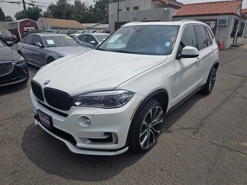 Used 2017 BMW X5 xDrive35i w/ Premium Package AWD/4WD image 2