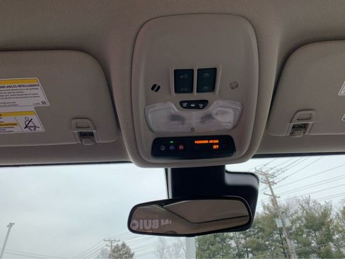 Used 2021 Buick Encore GX Select w/ Experience Buick Package image 23