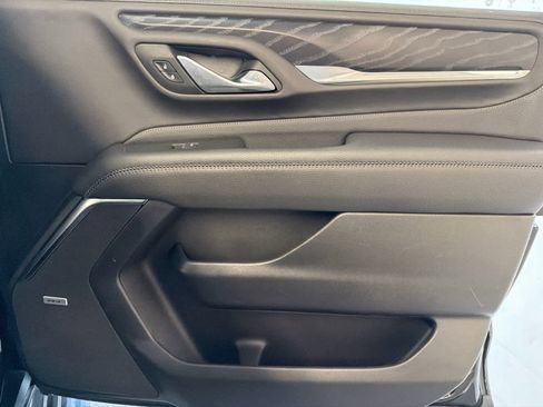 Used 2023 GMC Yukon XL Denali image 31