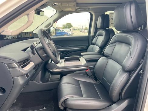 New 2027 Lincoln Navigator Reserve AWD/4WD image 29