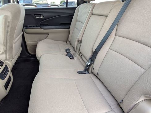 Used 2017 Honda Pilot EX image 28