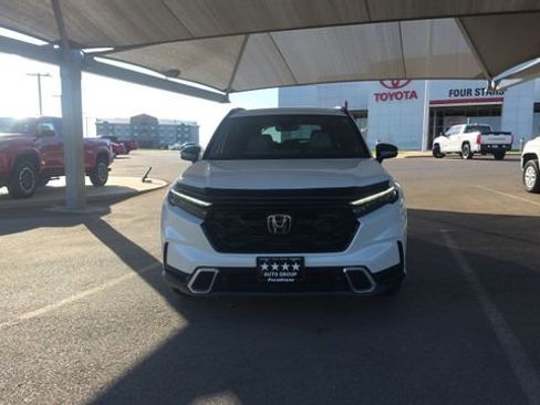 Used 2025 Honda CR-V Sport Touring image 3