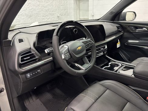 New 2026 Chevrolet Traverse High Country image 15