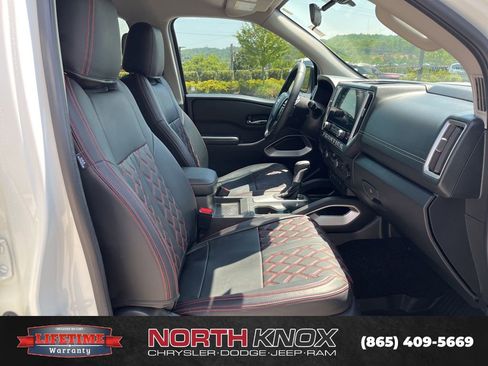 Used 2025 Nissan Frontier SV w/ SV Convenience Package AWD/4WD image 26