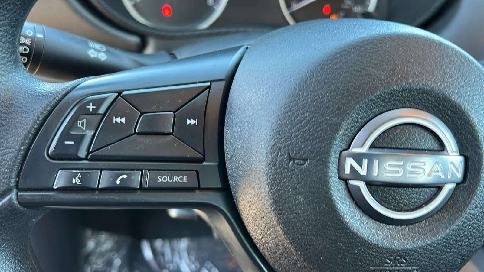 Used 2025 Nissan Versa S w/ Trunk Package FWD image 19