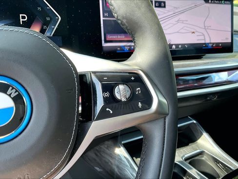Used 2024 BMW i7 eDrive50 RWD image 26
