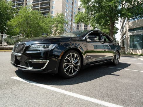 Used 2019 Lincoln MKZ Reserve w/ Reserve Plus Package AWD/4WD image 8