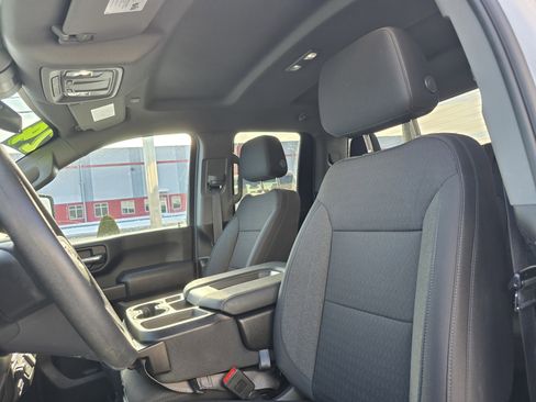 Used 2024 GMC Sierra 2500 Pro w/ Convenience Package image 11