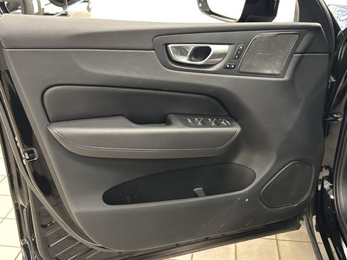 Used 2024 Volvo XC60 B5 Plus w/ Climate Package AWD/4WD image 22