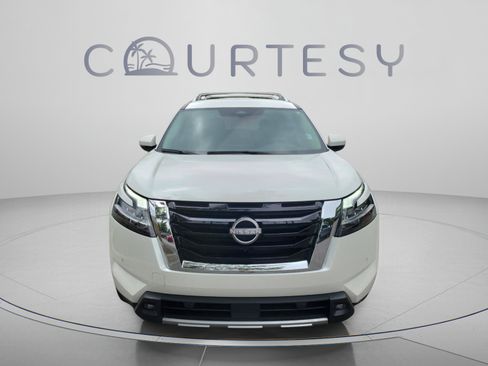 Certified 2023 Nissan Pathfinder SL AWD/4WD image 7