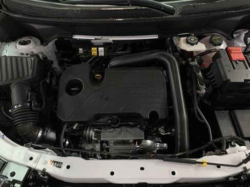 New 2026 Chevrolet Equinox LT image 17