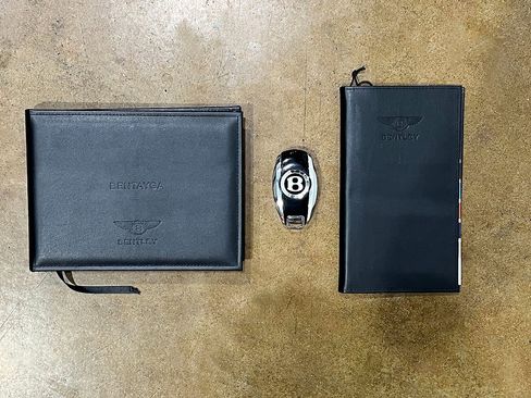 Used 2019 Bentley Bentayga image 70