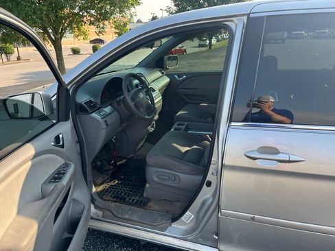 Used 2009 Honda Odyssey EX image 5