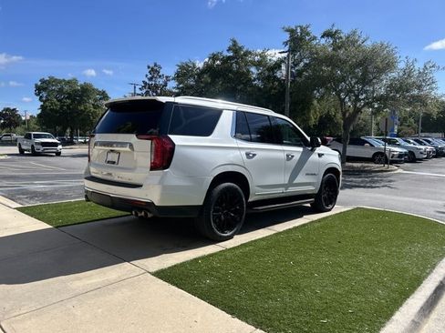 Used 2022 GMC Yukon Denali AWD/4WD image 5