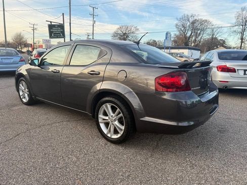 Used 2014 Dodge Avenger SXT w/ Rallye Appearance Group image 7
